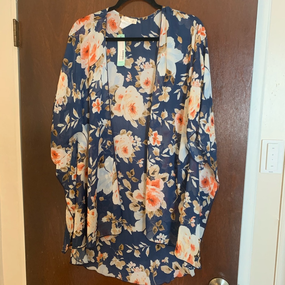 Beautiful for SUMMER NWT Floral Kimono Cover Up